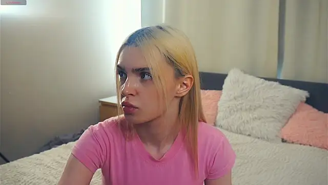 Snapshot of PatricePerlow chatting on 15, 2, 2026 PatricePerlow online show from 15, 2, 2026