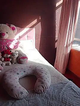 MimiSoftie online show from 20, 3, 2026