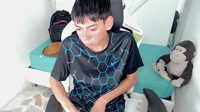 Snapshot of Liarr_ chatting on 25, 2, 2026 Liarr online show from 25, 2, 2026