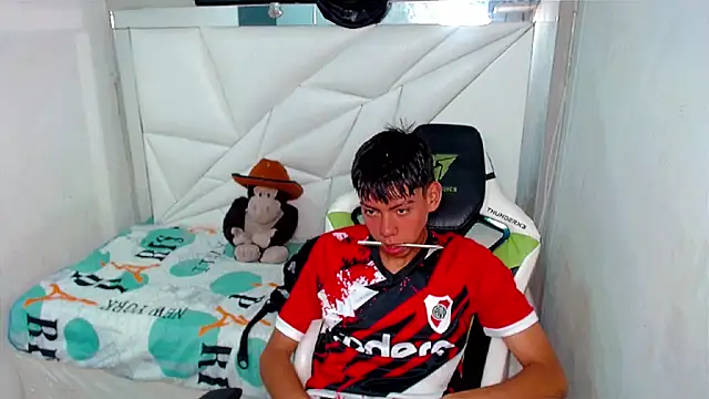 Liarr  online show from 13, 3, 2026