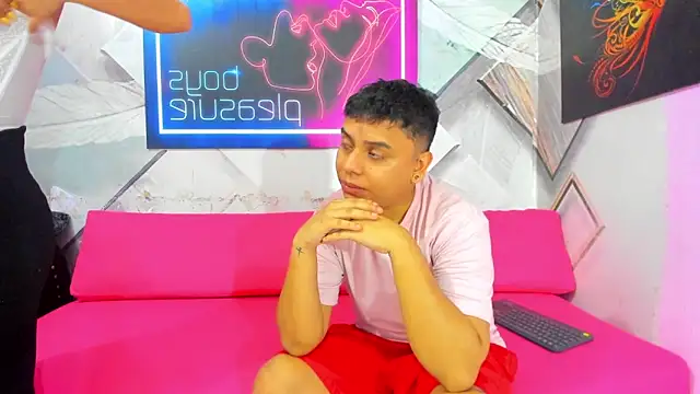 Candy bhraun online show from 1, 2, 2026