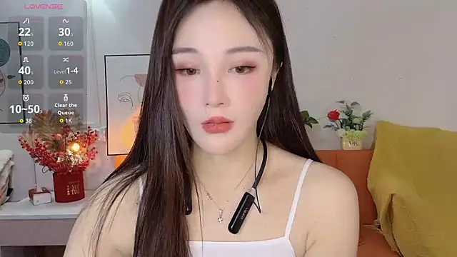 Lisa-295188 online show from 13, 2, 2026