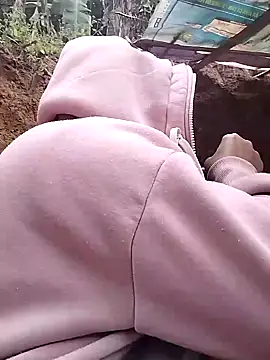 Ella-aa online show from 10, 2, 2026