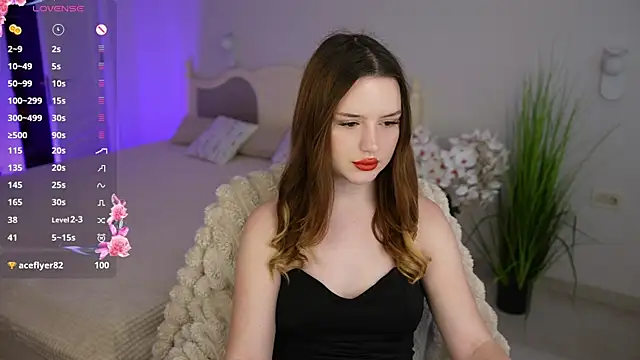 Milana Moons online show from 17, 7, 2026