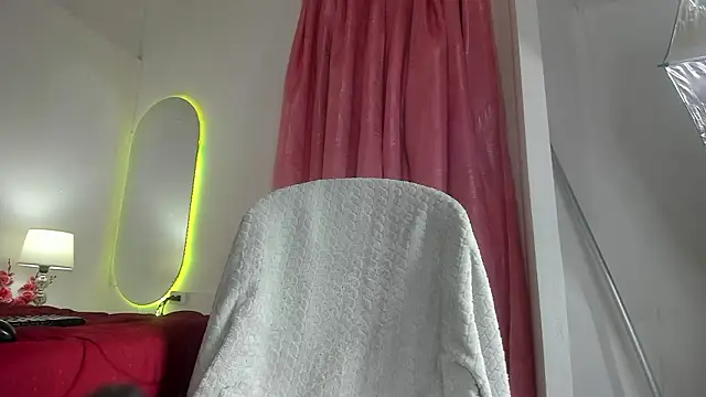 luna velveth online show from 5, 2, 2026