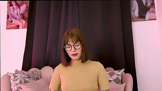 Snapshot of dakotacollins_ chatting on 25, 6, 2026 dakotacollins online show from 25, 6, 2026