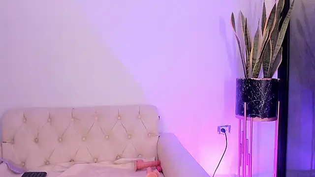 Snapshot of liorah_wolf chatting on 25, 2, 2026 liorah wolf online show from 25, 2, 2026