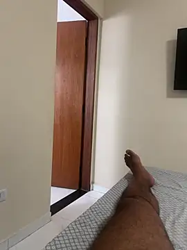 Snapshot of Renataalves chatting on 7, 2, 2026 Renataalves online show from 7, 2, 2026