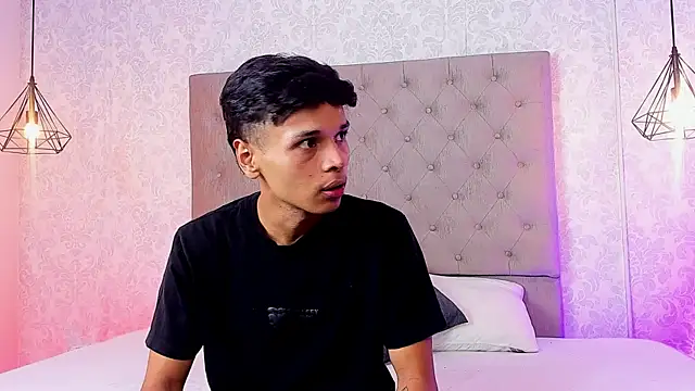Alejandroo Montenegro online show from 24, 5, 2026
