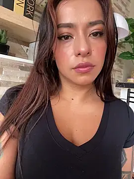 foxxy lover online show from 13, 4, 2026