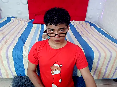 Snapshot of philipsex28 chatting on 10, 2, 2026 philipsex28 online show from 10, 2, 2026