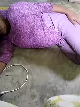 Romantic-Couple999 online show from 25, 4, 2026