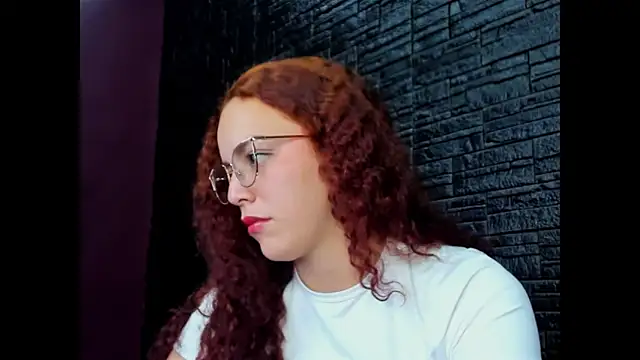 Miss Dior2 online show from 1, 4, 2026