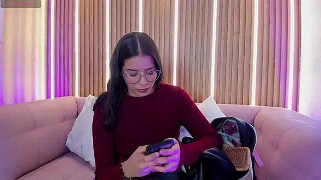 Snapshot of Luna_Millers chatting on 16, 7, 2026 Luna Millers online show from 16, 7, 2026