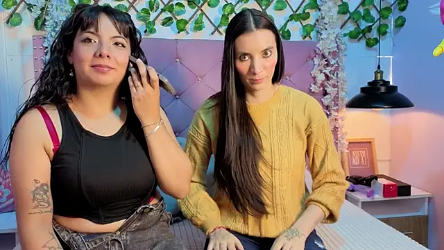 Valkiria-and-Dione online show from 21, 4, 2026