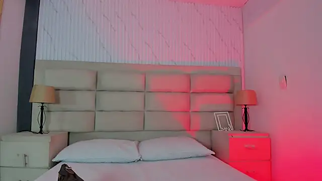 Snapshot of KarelyMitchel chatting on 14, 2, 2026 KarelyMitchel online show from 14, 2, 2026