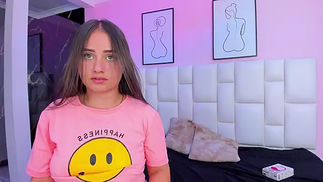 SARHA ANTONELLI online show from 18, 7, 2026