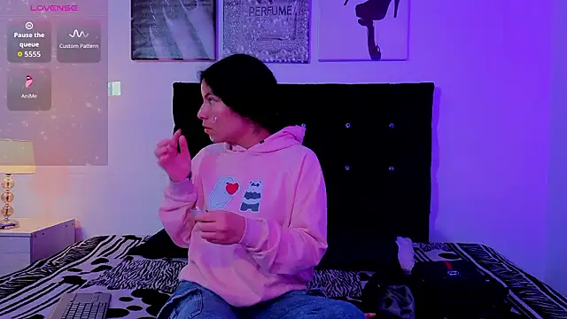 Snapshot of Zoe-yanin chatting on 26, 2, 2026 Zoe-yanin online show from 26, 2, 2026