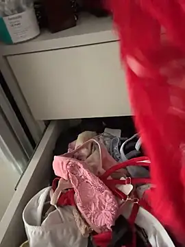 lolaaculaa online show from 28, 3, 2026