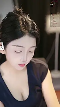 Snapshot of xiaomoli928 chatting on 28, 6, 2026 xiaomoli928 online show from 28, 6, 2026