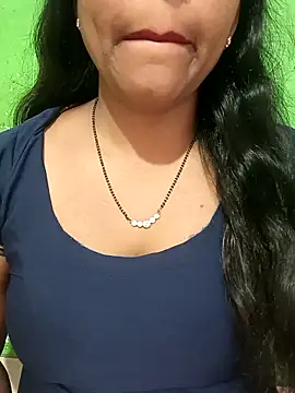 Snapshot of Parul-009 chatting on 27, 3, 2026 Parul-009 online show from 27, 3, 2026