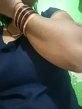 Snapshot of Parul-009 chatting on 31, 3, 2026 Parul-009 online show from 31, 3, 2026