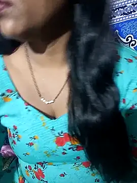 Snapshot of Parul-009 chatting on 1, 4, 2026 Parul-009 online show from 1, 4, 2026