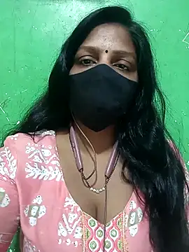 Snapshot of Parul-009 chatting on 7, 4, 2026 Parul-009 online show from 7, 4, 2026