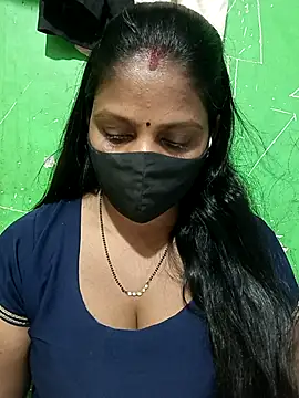 Snapshot of Parul-009 chatting on 14, 4, 2026 Parul-009 online show from 14, 4, 2026