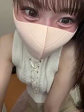 Snapshot of momo_mm chatting on 9, 6, 2026 momo mm online show from 9, 6, 2026