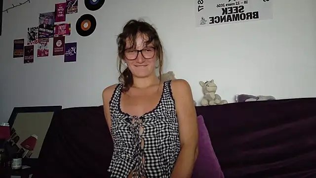 Snapshot of cosmic404 chatting on 7, 7, 2026 cosmic404 online show from 7, 7, 2026