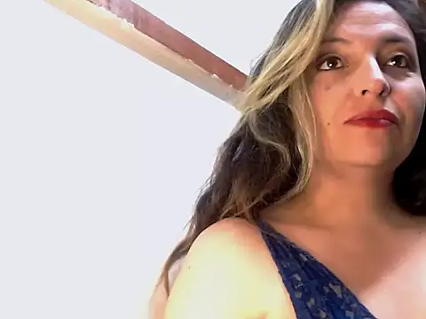 Snapshot of KENDRA-HONEY chatting on 10, 2, 2026 KENDRA-HONEY online show from 10, 2, 2026