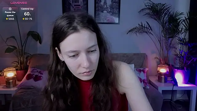 Snapshot of VioletaBloom chatting on 15, 2, 2026 VioletaBloom online show from 15, 2, 2026