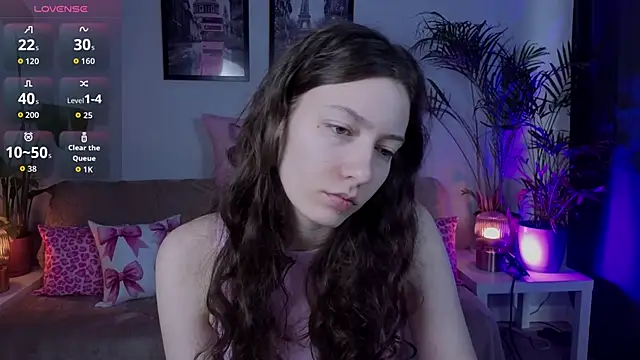 Snapshot of VioletaBloom chatting on 22, 2, 2026 VioletaBloom online show from 22, 2, 2026