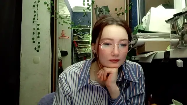 PhoebePalmer online show from 28, 3, 2026