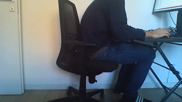 andre italy online show from 27, 2, 2026