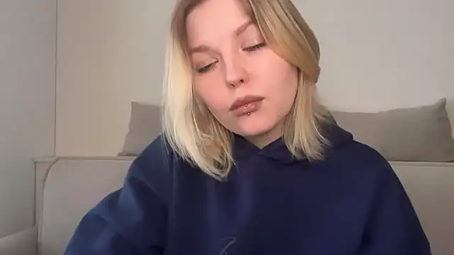 Ophelia Ritz online show from 3, 4, 2026