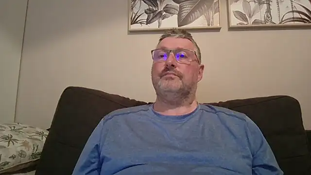 doudou310 online show from 16, 3, 2026