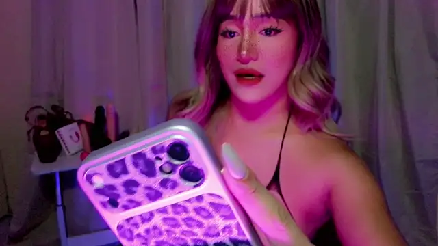 ChloeAsian online show from 25, 5, 2026