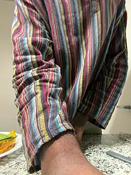 makemestayhard online show from 25, 6, 2026