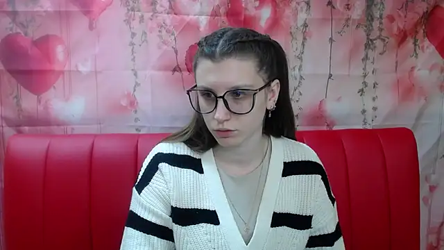 LilianaShine online show from 9, 2, 2026