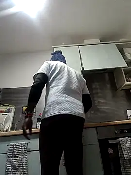 Truelove001 online show from 2, 2, 2026