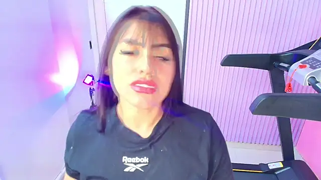 Snapshot of NaomiAmazing01 chatting on 31, 5, 2026 NaomiAmazing01 online show from 31, 5, 2026