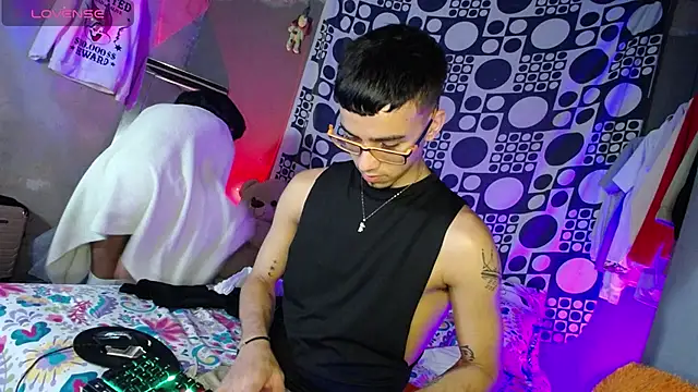 THE PERFECT COUPLE 12 online show from 6, 2, 2026