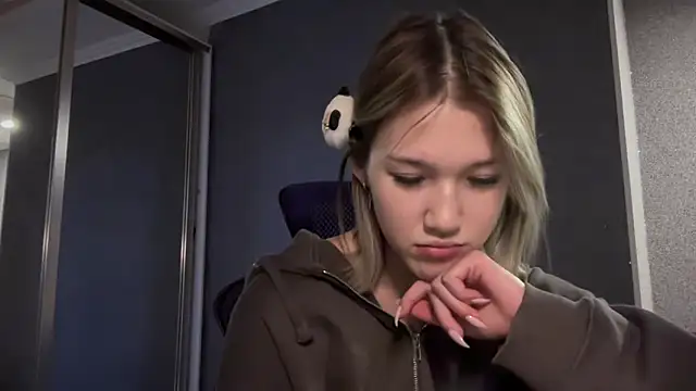 lilXdomiii online show from 31, 3, 2026