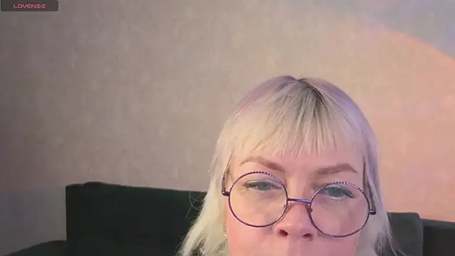 Ann Annise online show from 1, 3, 2026