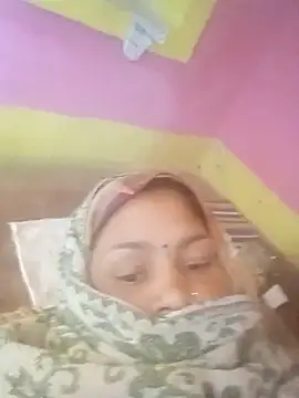 Julilodhi8695 online show from 12, 2, 2026