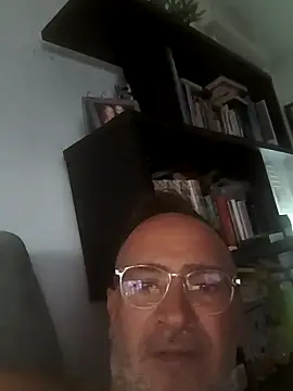 bobo672 online show from 10, 4, 2026