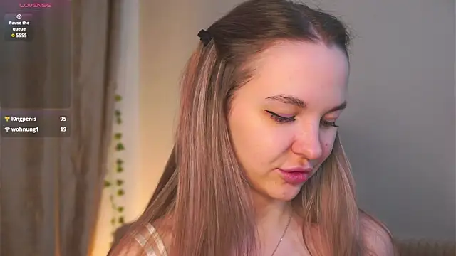 AricaPetties online show from 3, 3, 2026