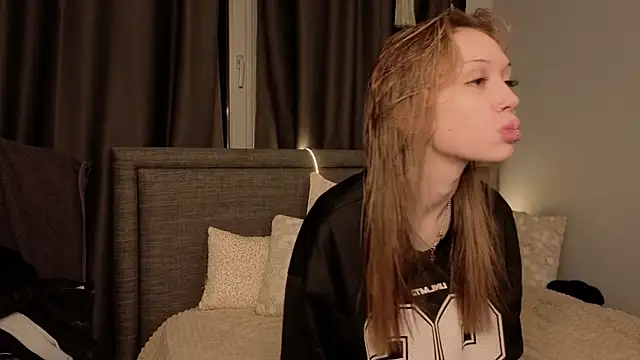 CarmenScott online show from 1, 3, 2026